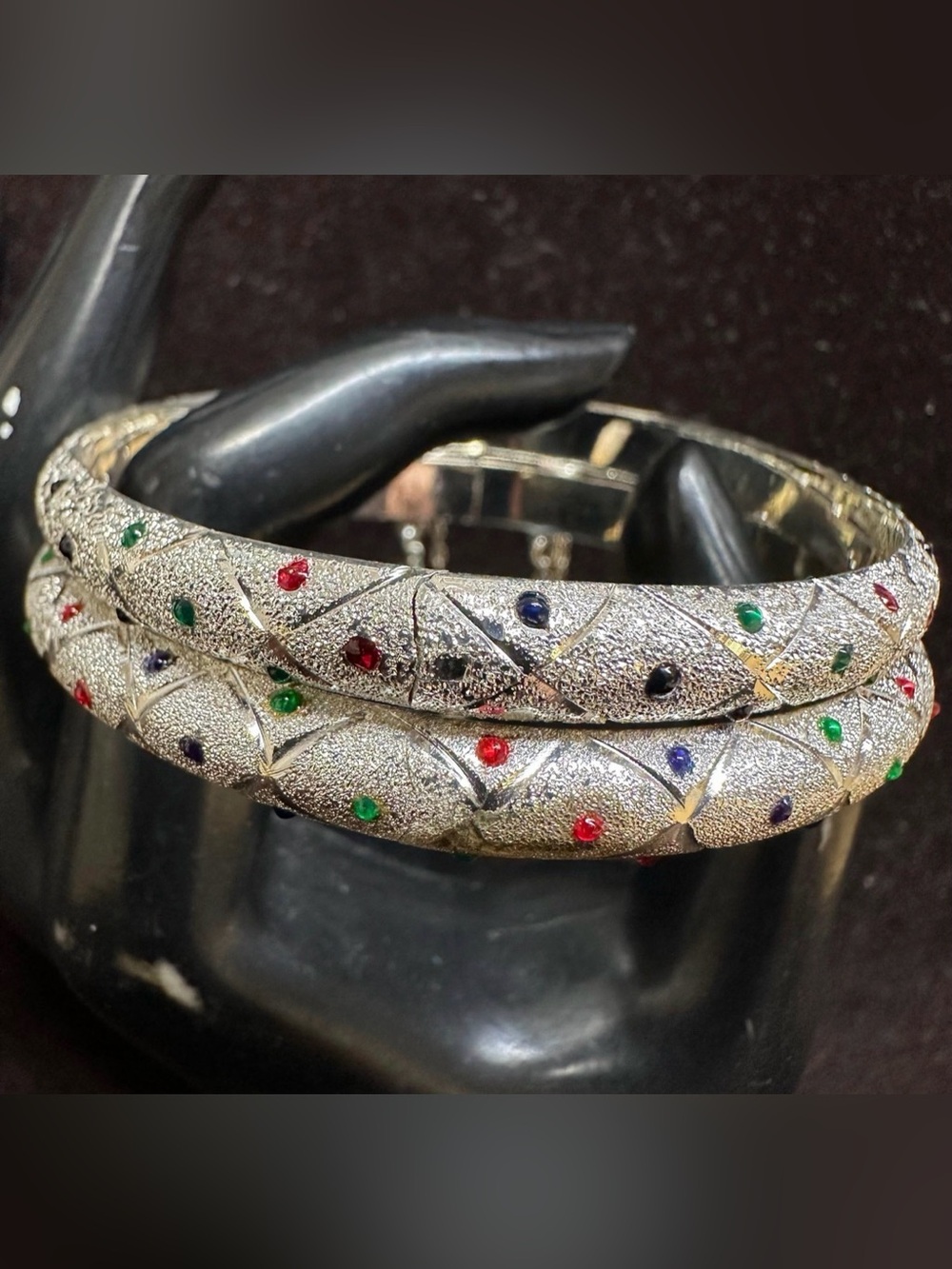 Blue Red and Green Enamel Dotted Textured
Sterling Silver 925 Bracelet Set
